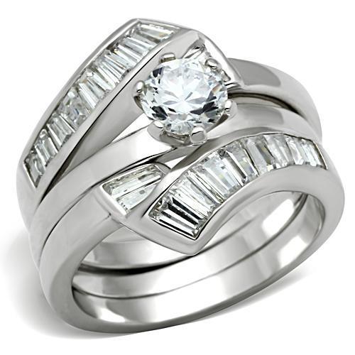 JCE025 Silver 925 Sterling Silver Ring with AAA Grade CZ in Clear