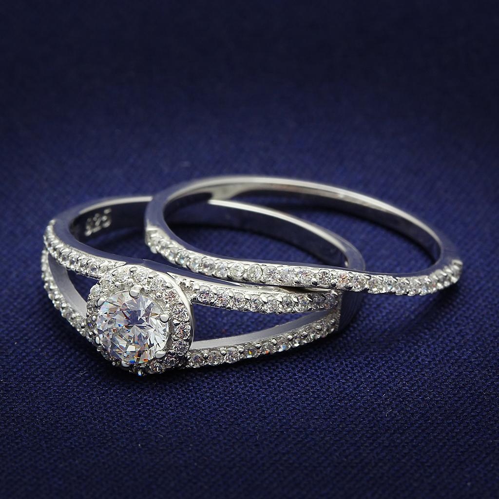 JCE004 Rhodium 925 Sterling Silver Ring with AAA Grade CZ in Clear
